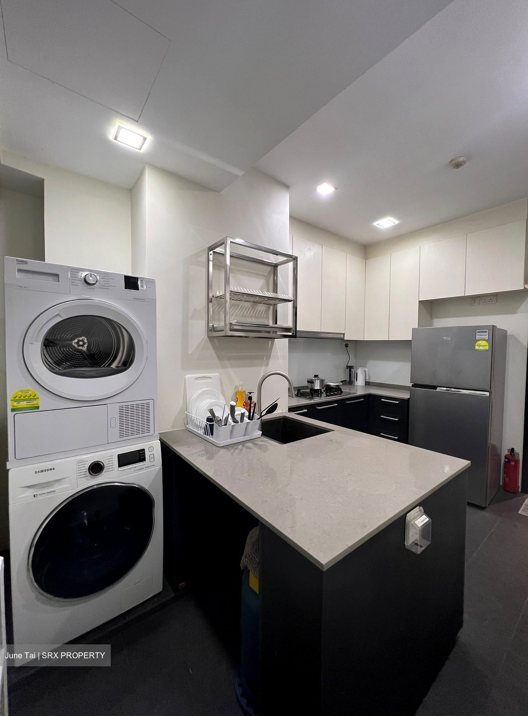 International Plaza (D2), Apartment #596275021
